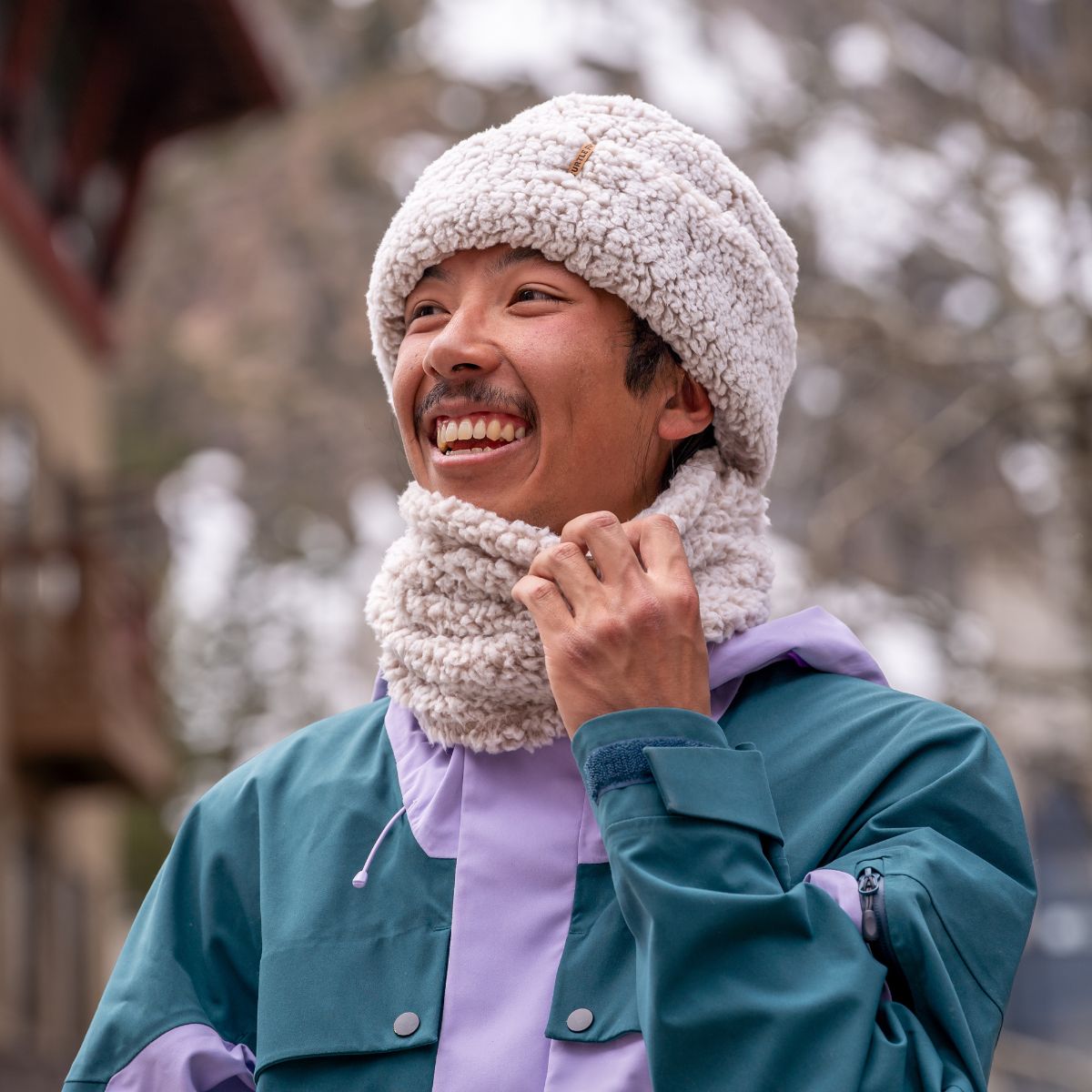 Comfort Lush Fleece Pipe Dream / Color-Black