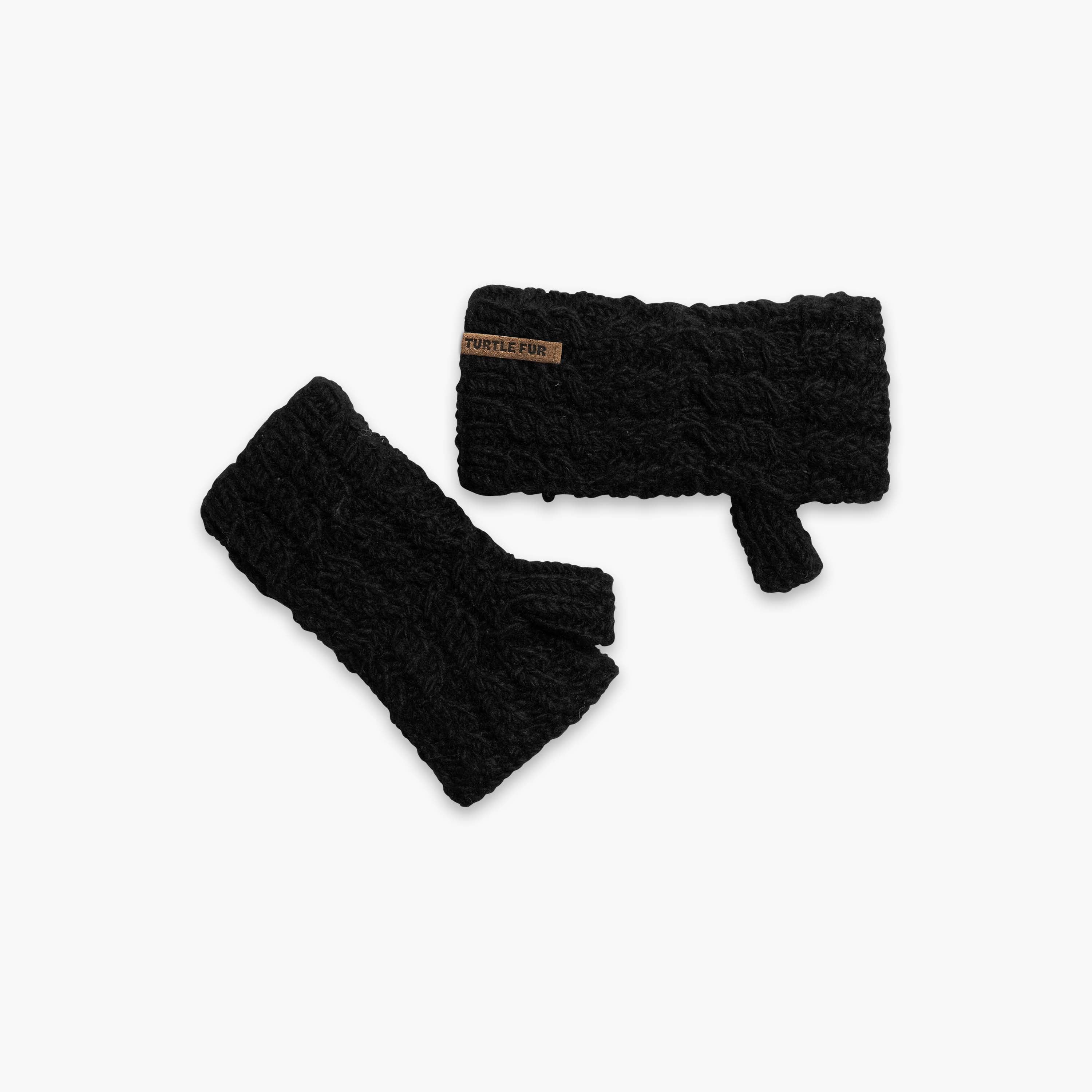 Mika Fingerless Mittens / Color-Black