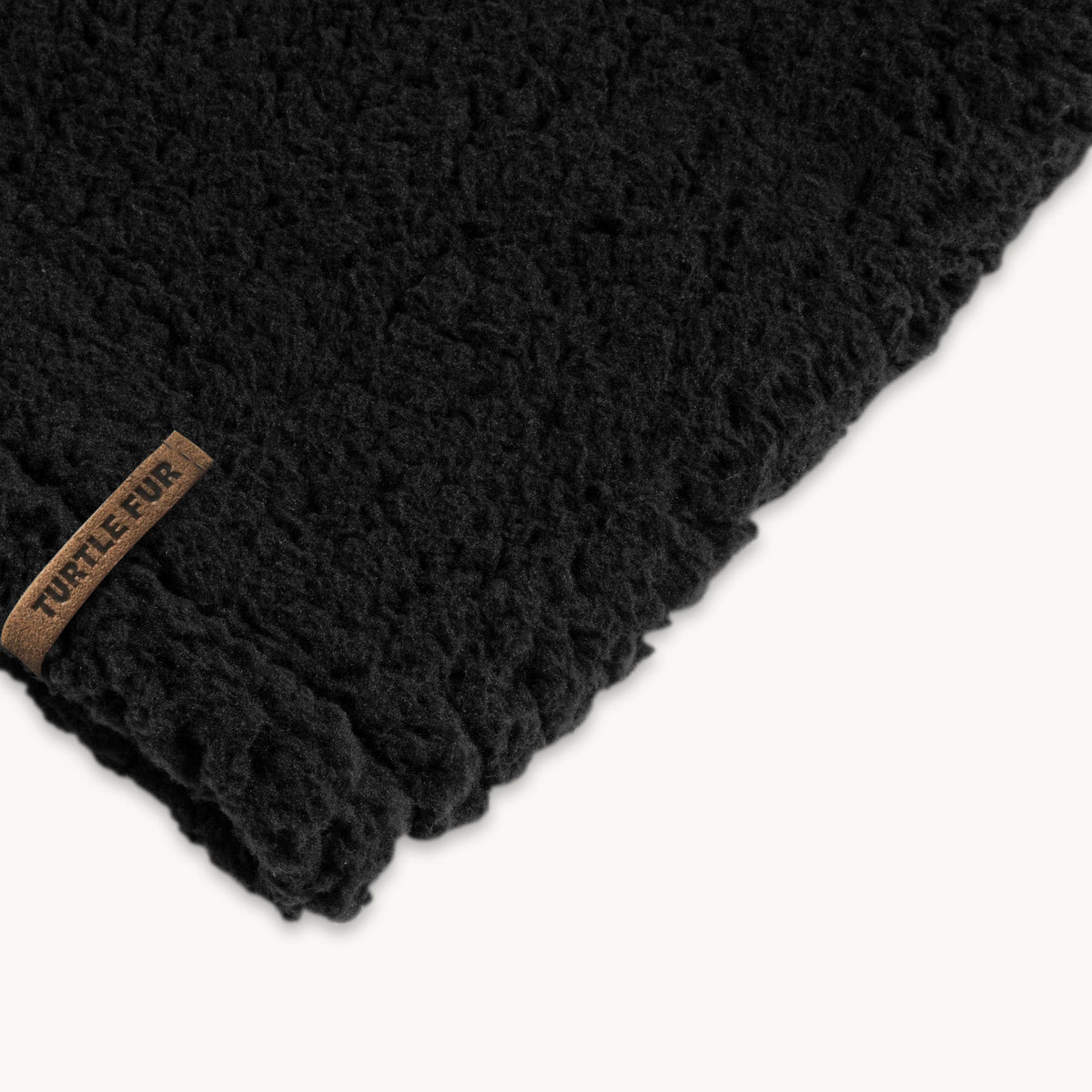 Comfort Lush Neck Warmer / Color-Black