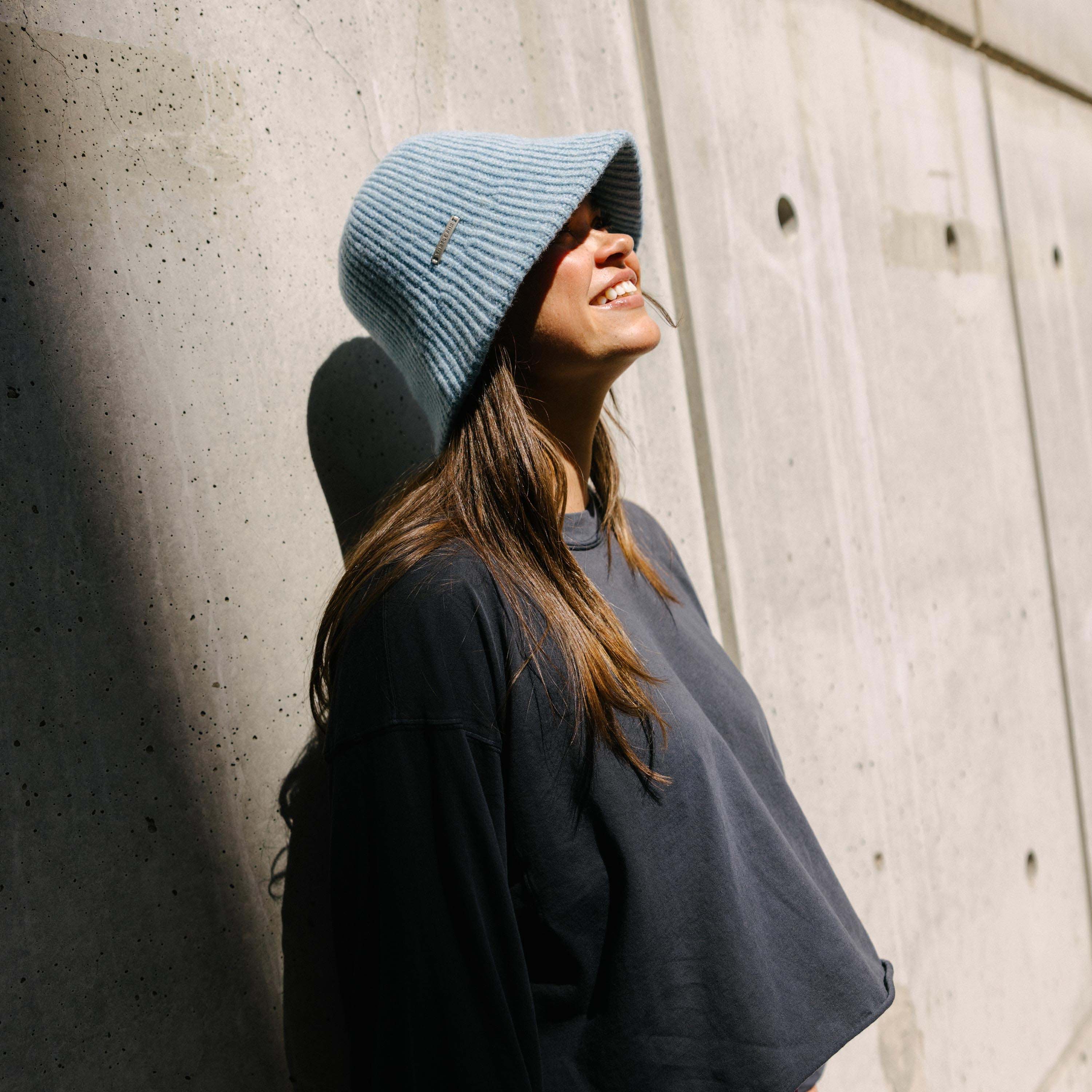 Wool Midge Bucket Hat / Color-Black