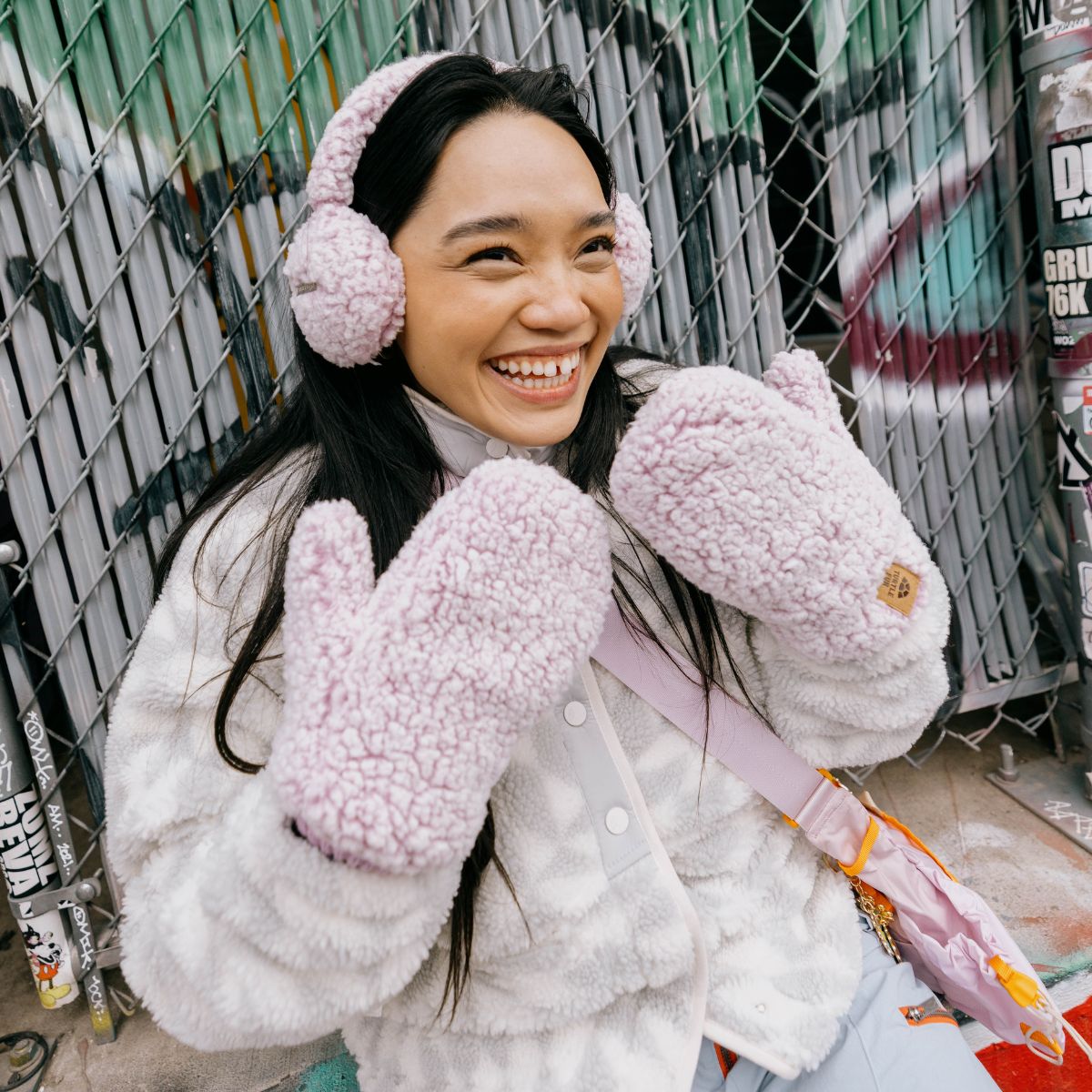 Recycled Comfort Lush Freestyle Mitts / Color-Violet