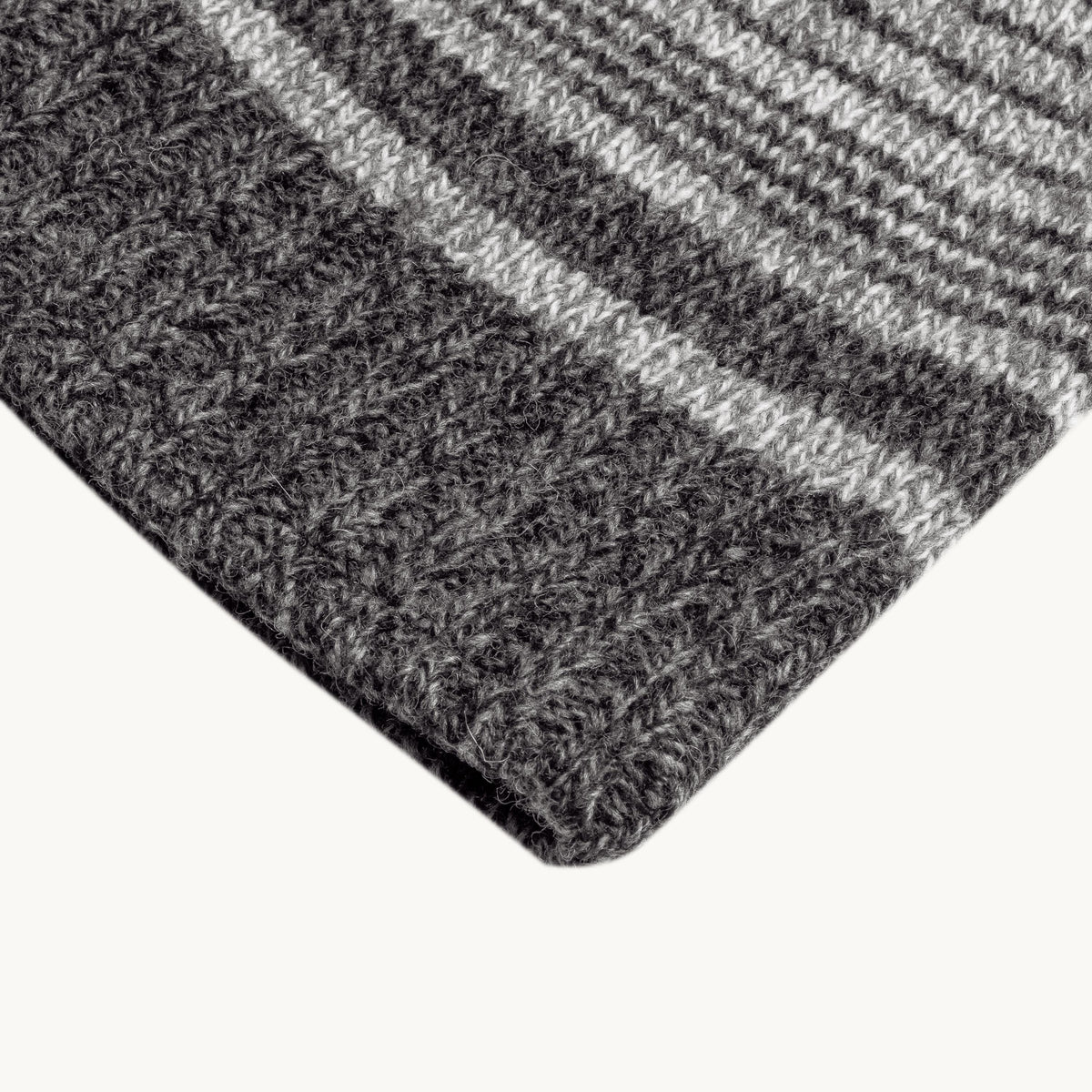 Schist Beanie / Color-Onyx