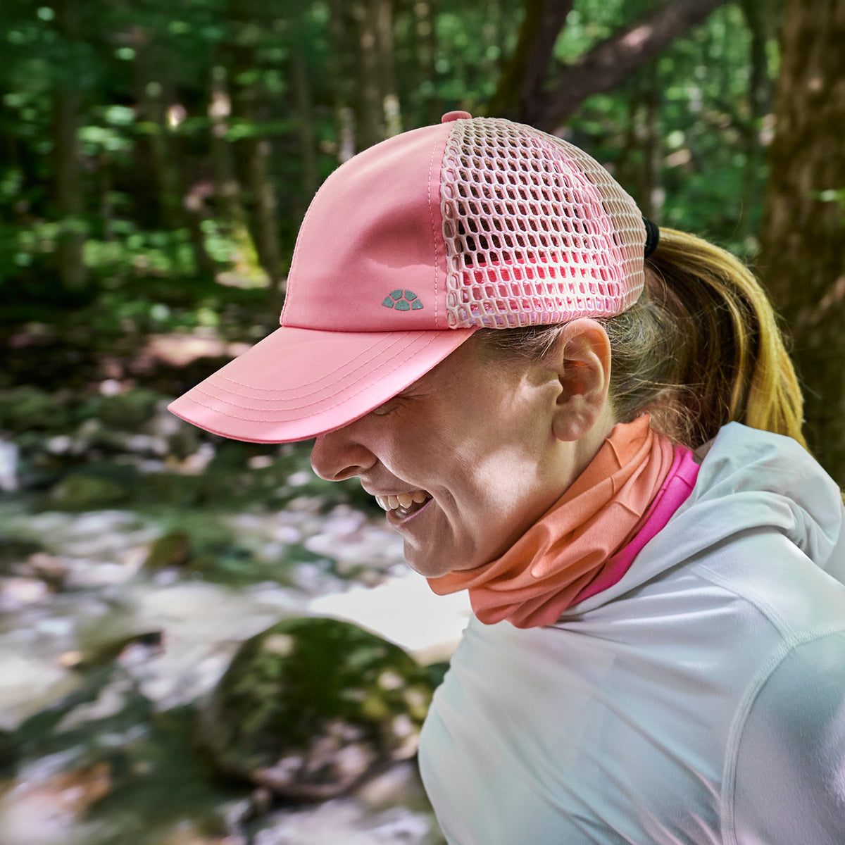 Trekker Trucker Hat / Color-Pink