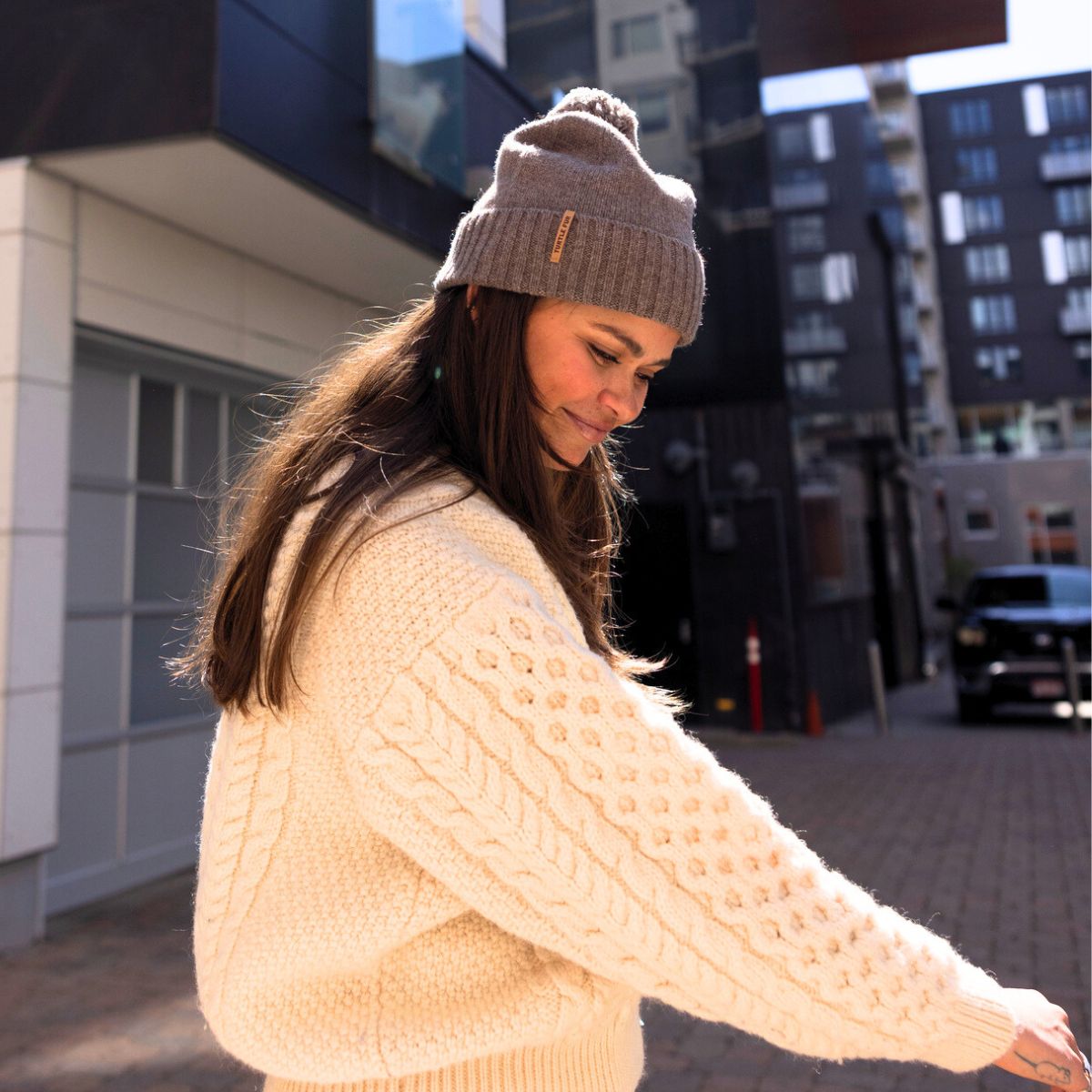 Wool Tula / Color-Latte