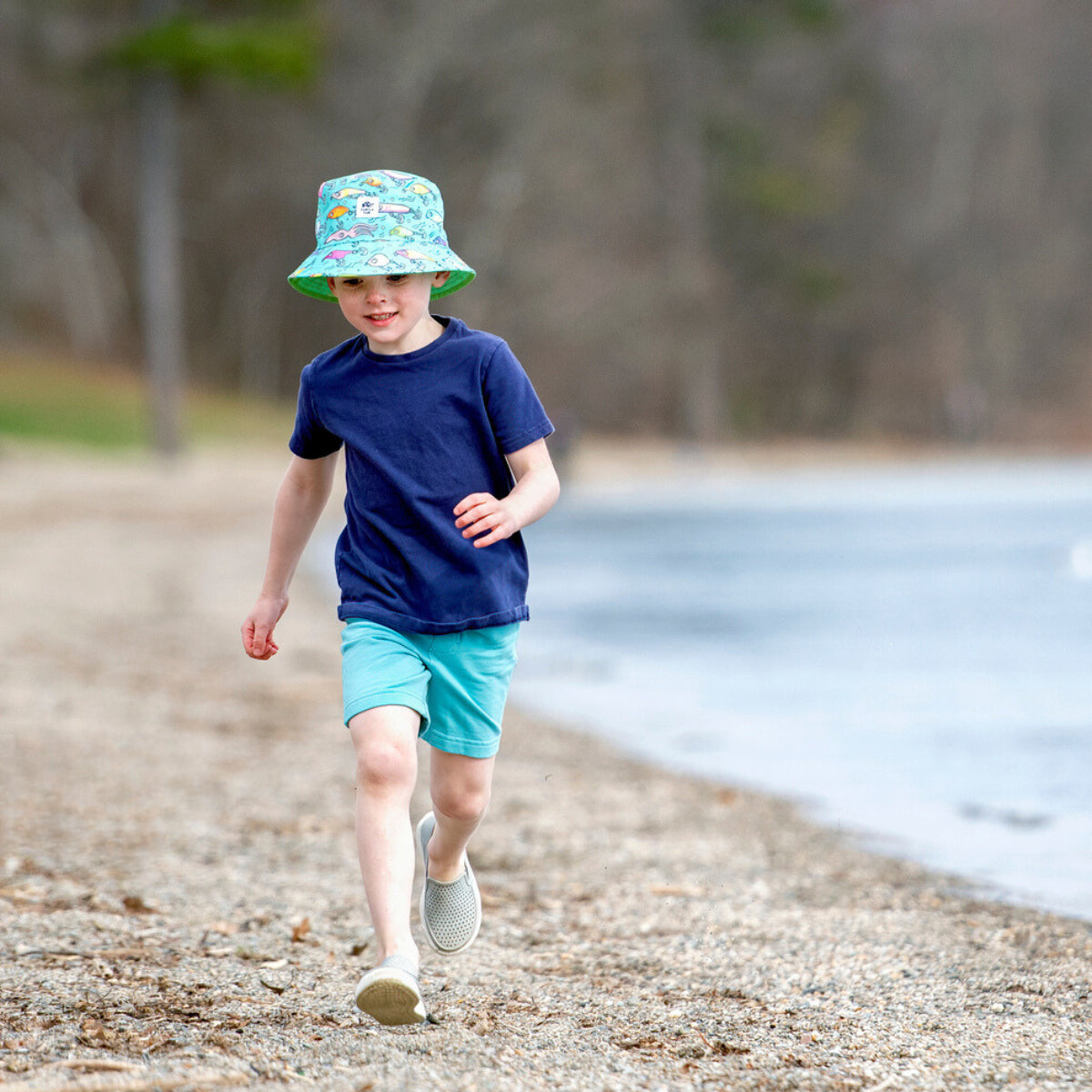 Kids Wild Thing Bucket Hat / Color-School of Fish Bait