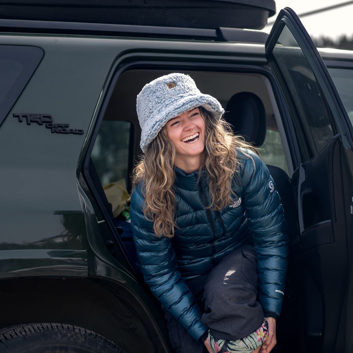 Comfort Lush Stomp Bucket Hat / Color-Transformative Teal
