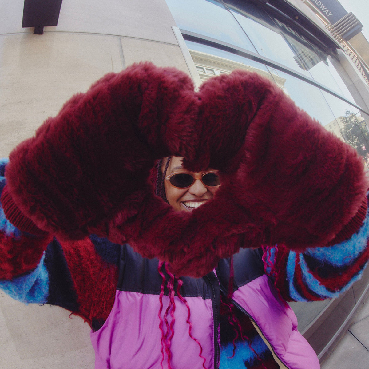 Faux Fur Mittens / Color-Cream