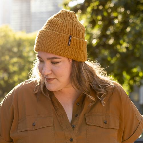 Wyatt Beanie / Color-Gold